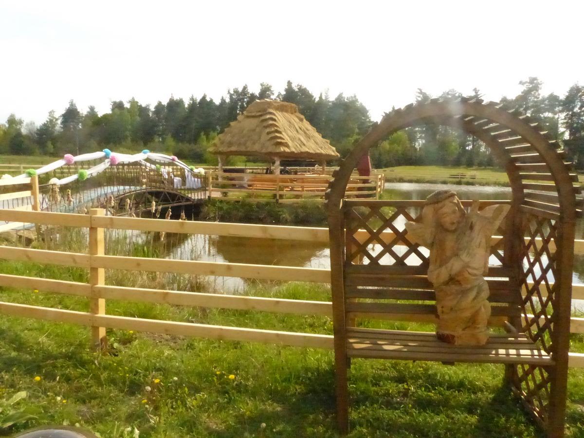 Karczma Goralska Bed and Breakfast Wisznice Esterno foto