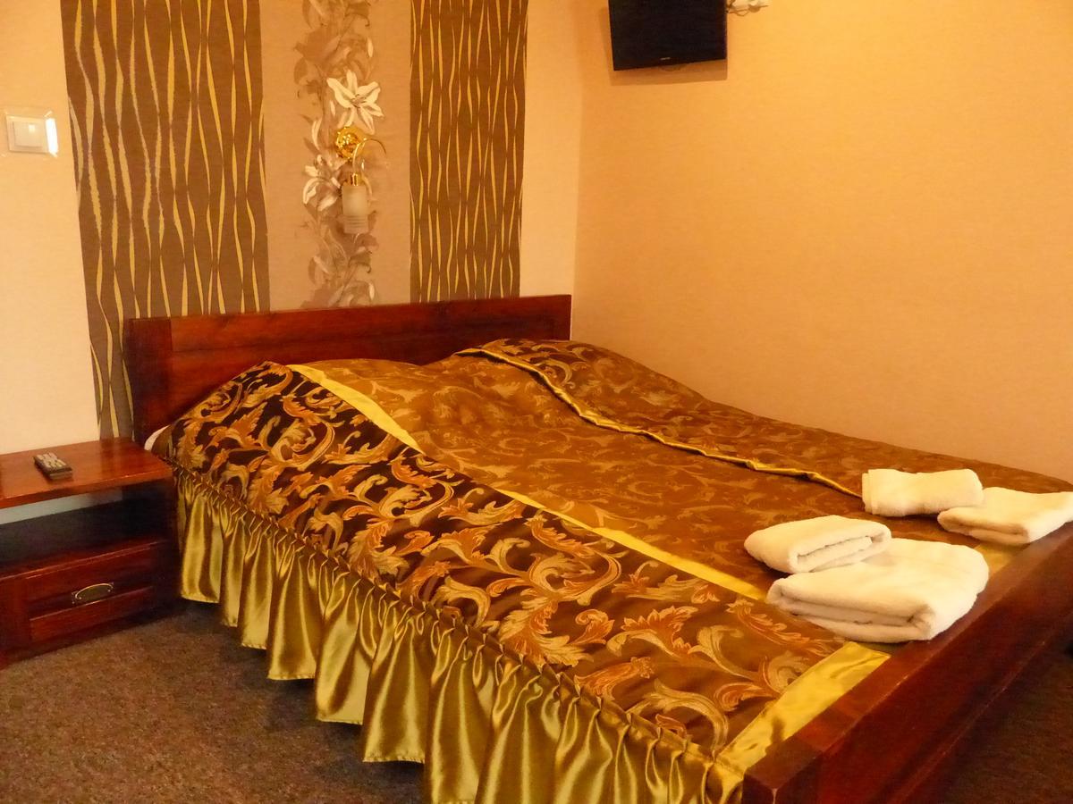 Karczma Goralska Bed and Breakfast Wisznice Esterno foto