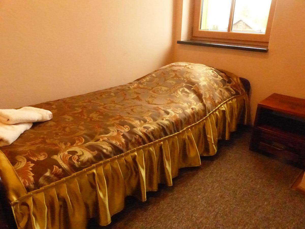 Karczma Goralska Bed and Breakfast Wisznice Esterno foto